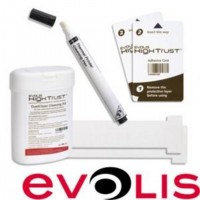 Kit de nettoyage EVOLIS 2 cartes en T pré-saturées - 2 cartes adhésives - 1 crayon - 1 distributeur de 60 lingettes pré-saturées